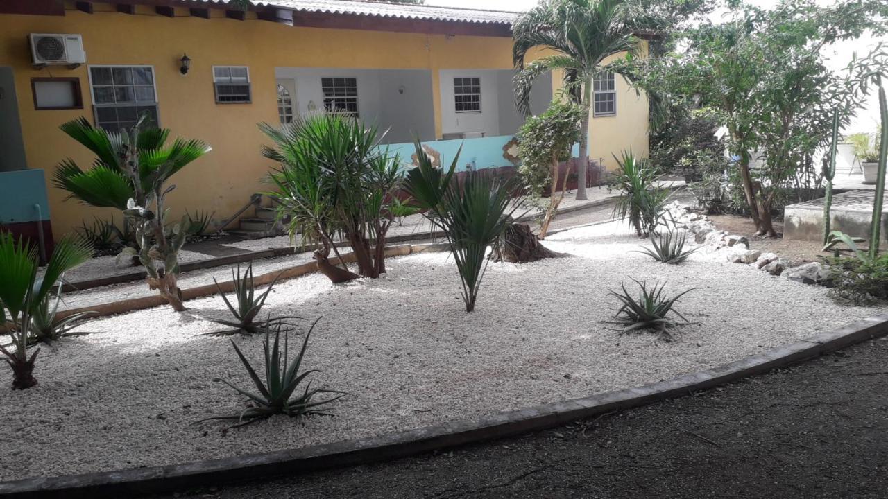 Happy Turtle Apartments Willemstad Exterior foto